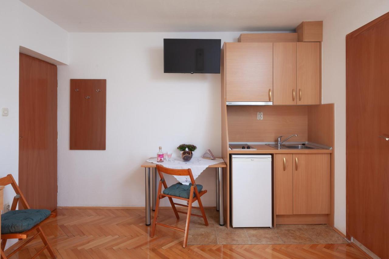 Apartmani Limun - Ivo I Dragica Simic - มาคาร์สกา ภายนอก รูปภาพ