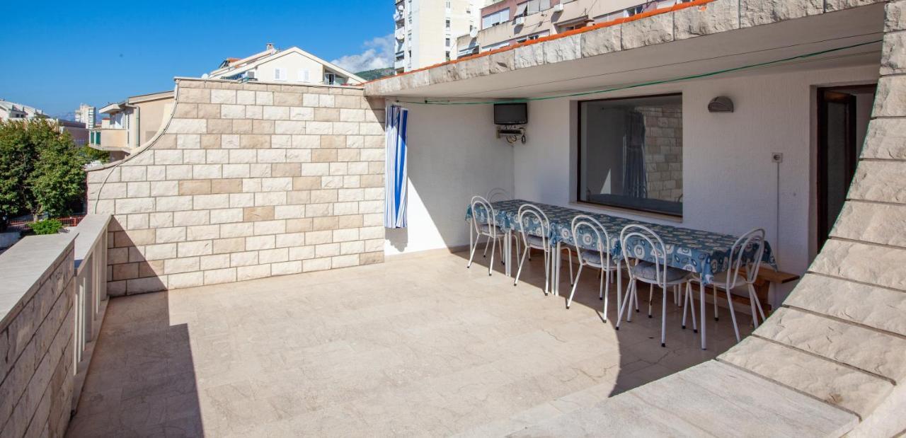 Apartmani Limun - Ivo I Dragica Simic - มาคาร์สกา ภายนอก รูปภาพ